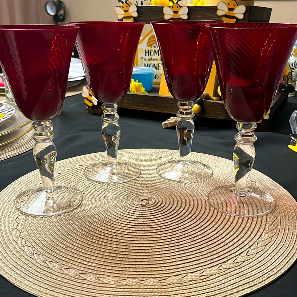 Red Ruby Vintage Optic Swirl Wine Water Goblets